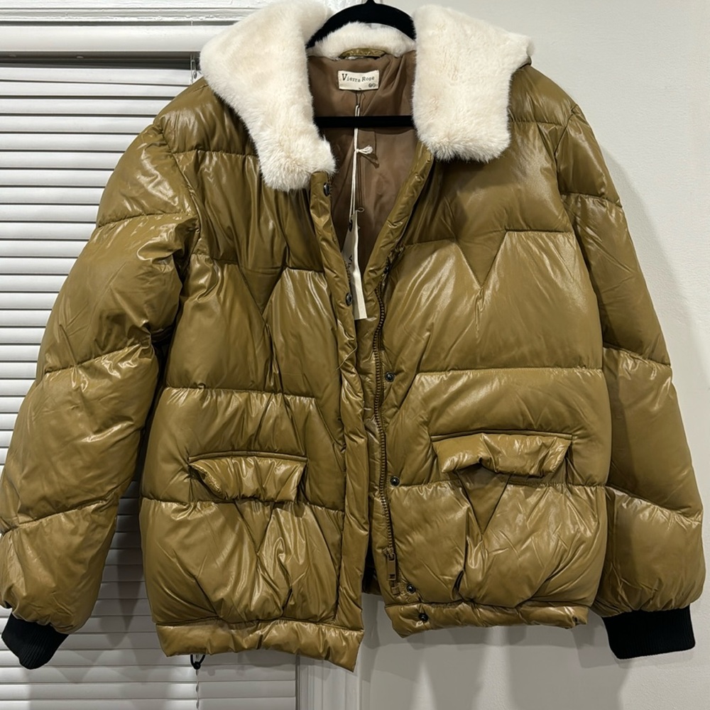 NWT fur collar coat